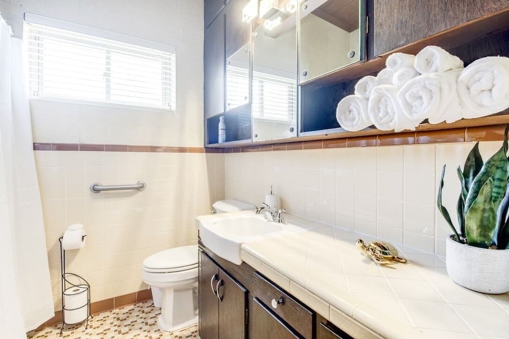 Photo of Bathroom in Lexington