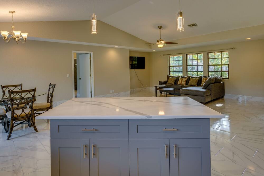 Photo of Kitchen in Greenview Shores