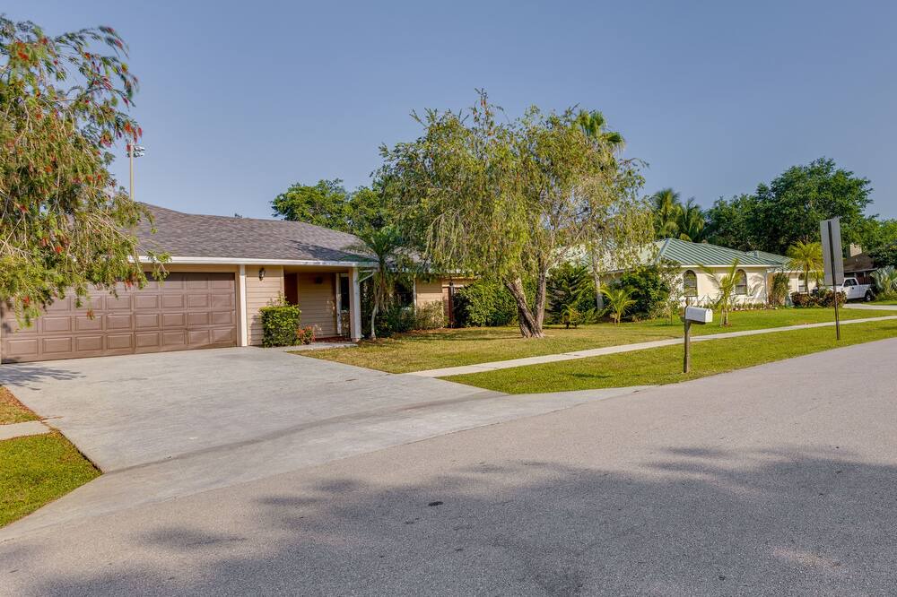 Photo of Outdoor in Greenview Shores