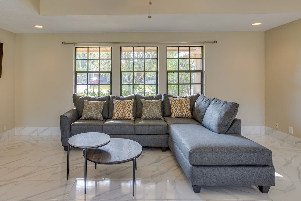 Photo of Bedroom in Greenview Shores