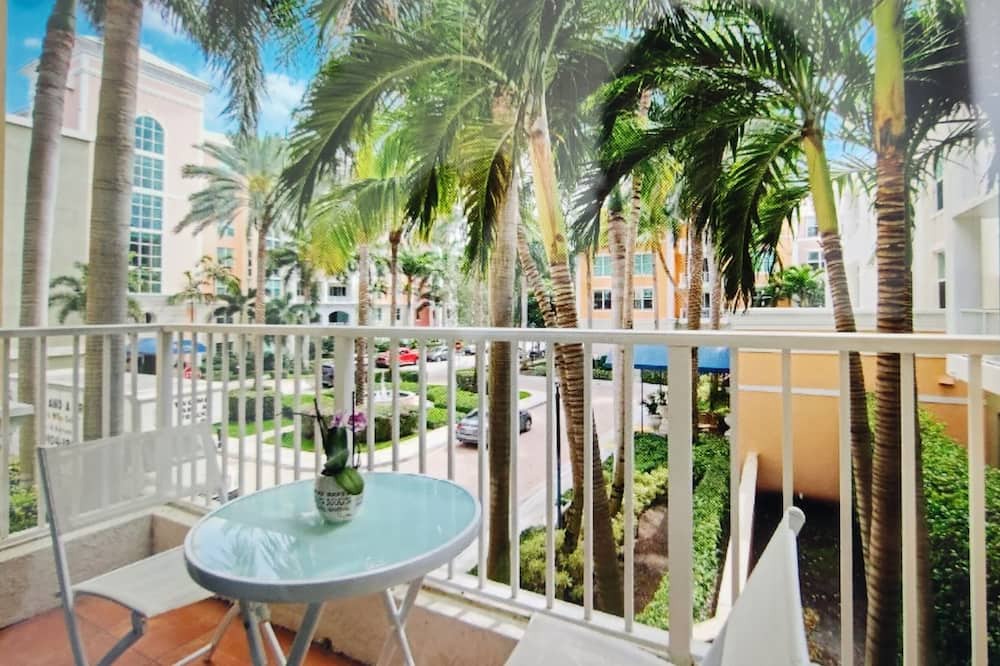 Photo of Outdoor in East Ocean Ave