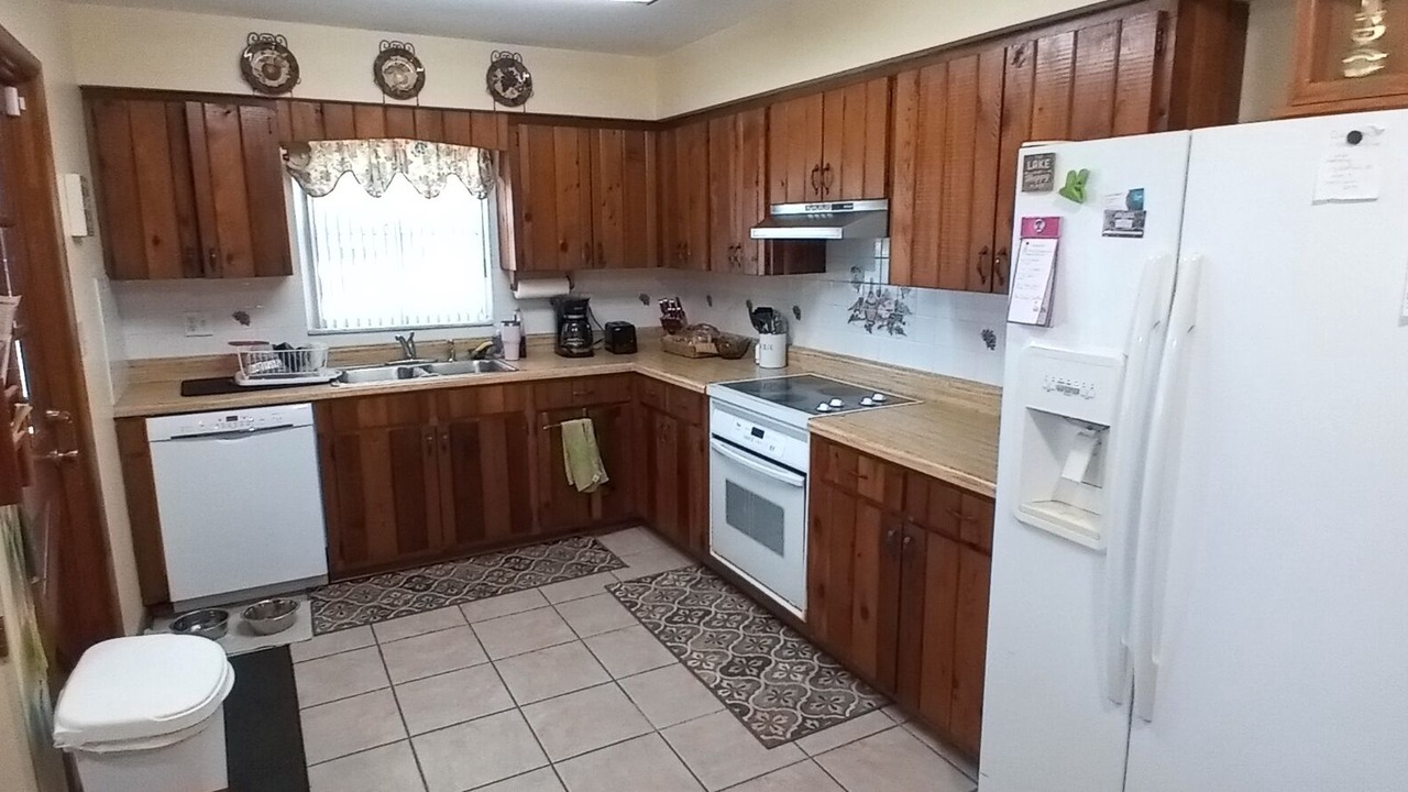 Photo of Kitchen in Candler