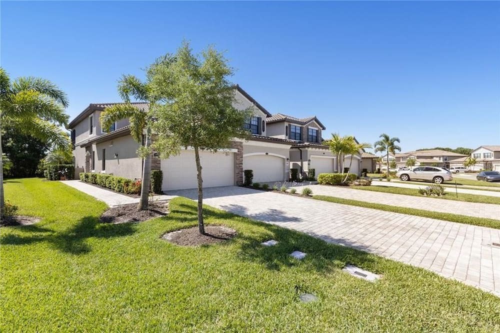 Photo of Others in Lakewood Ranch