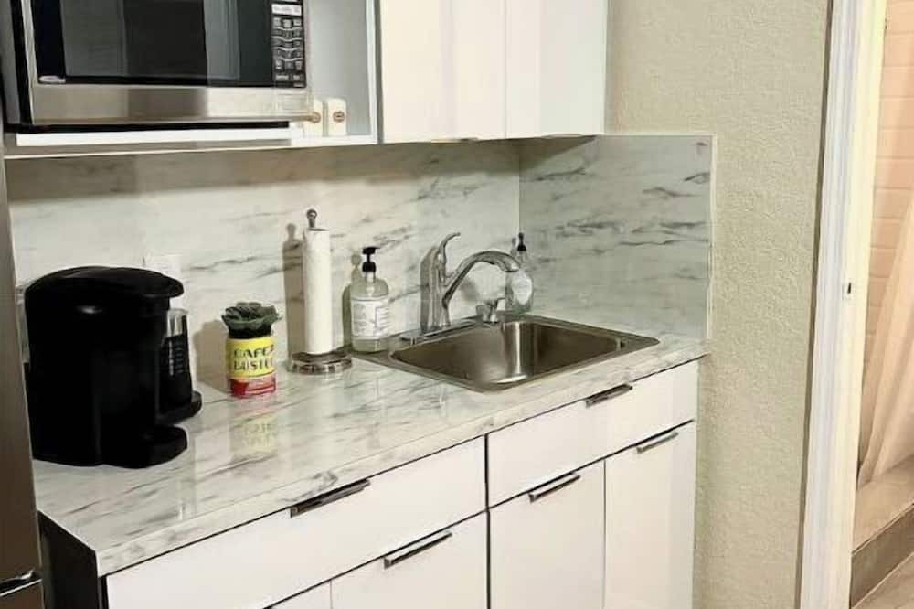 Photo of Kitchen in Coral Terrace