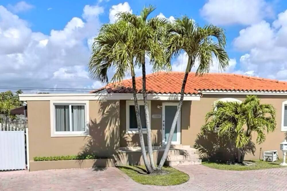 Photo of Outdoor in Coral Terrace