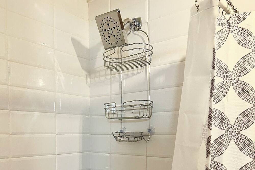 Photo of Bathroom in Coral Terrace