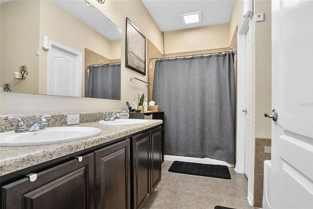 Photo of Bathroom in Memphis