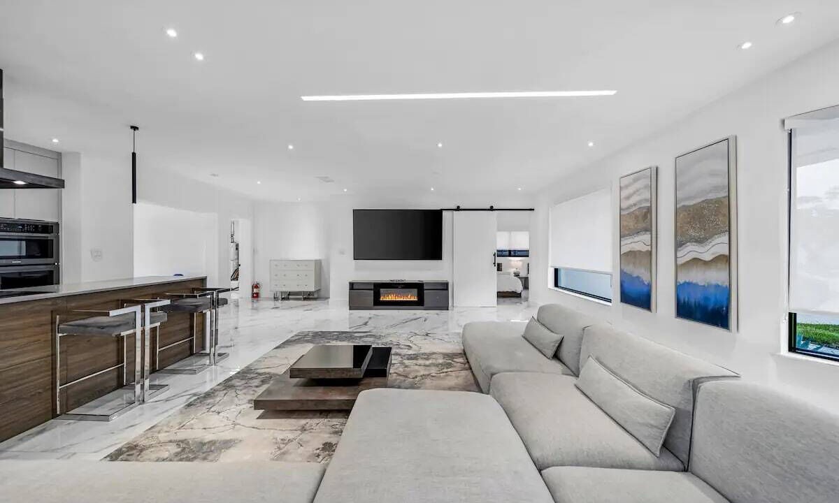 Photo of Livingroom in Highland Lakes