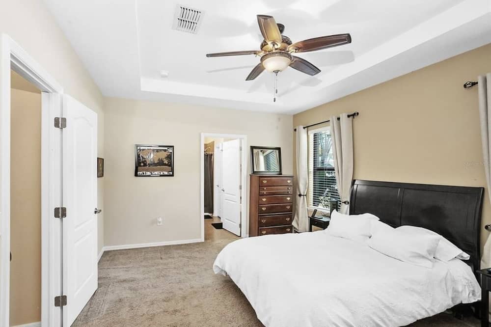 Photo of Bedroom in Memphis
