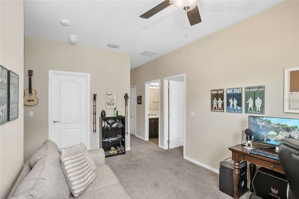 Photo of Livingroom in Memphis