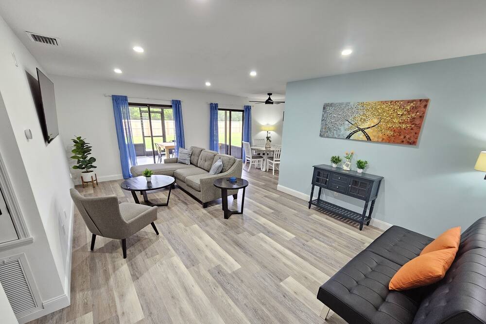 Photo of Livingroom in Port Saint Lucie