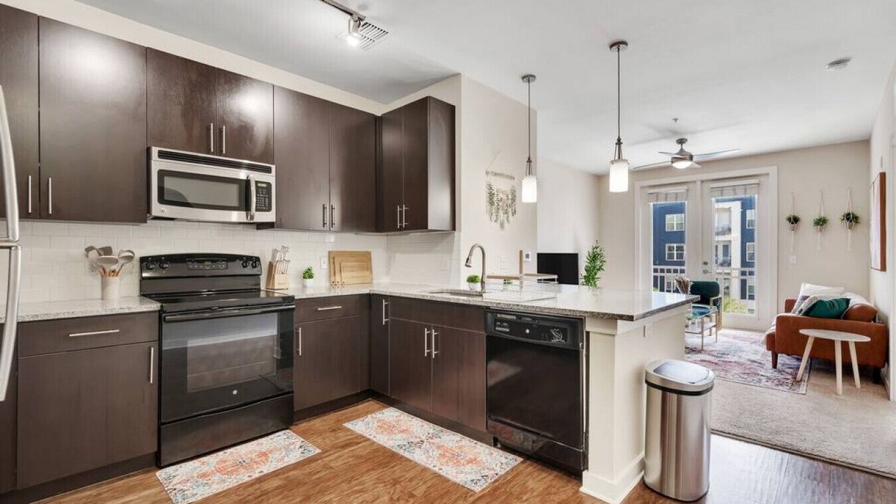 Photo of Kitchen in Courier City - Oscawana