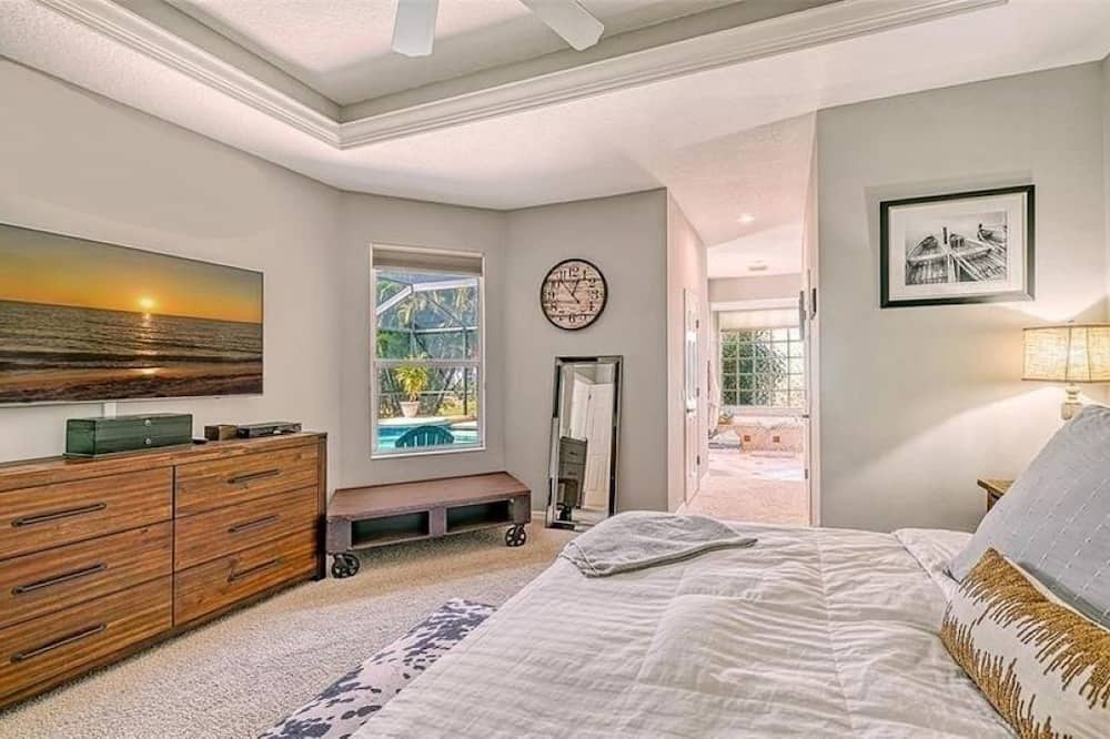 Photo of Bedroom in Osprey
