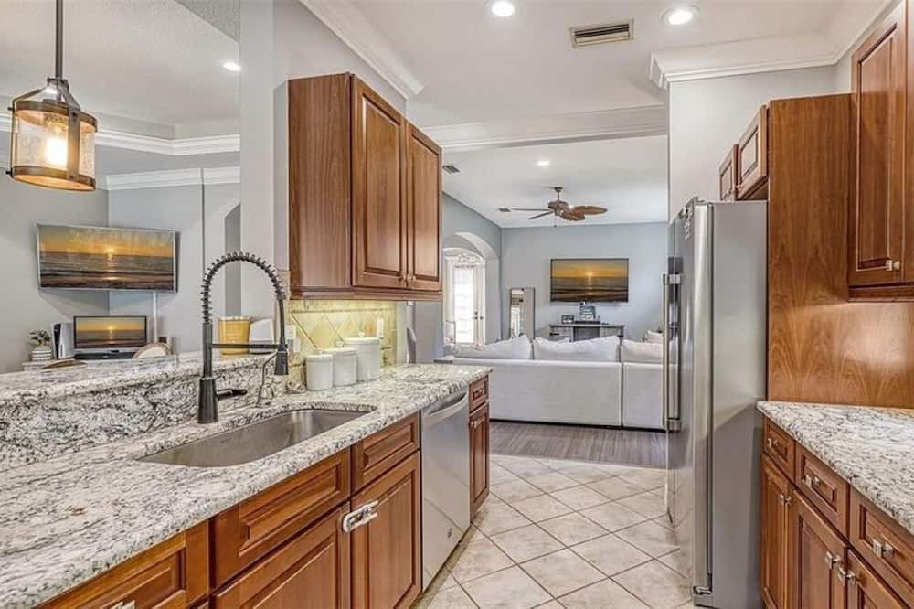 Photo of Kitchen in Osprey