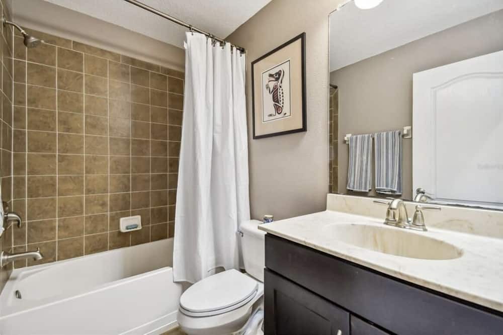 Photo of Bathroom in County Line Coalition