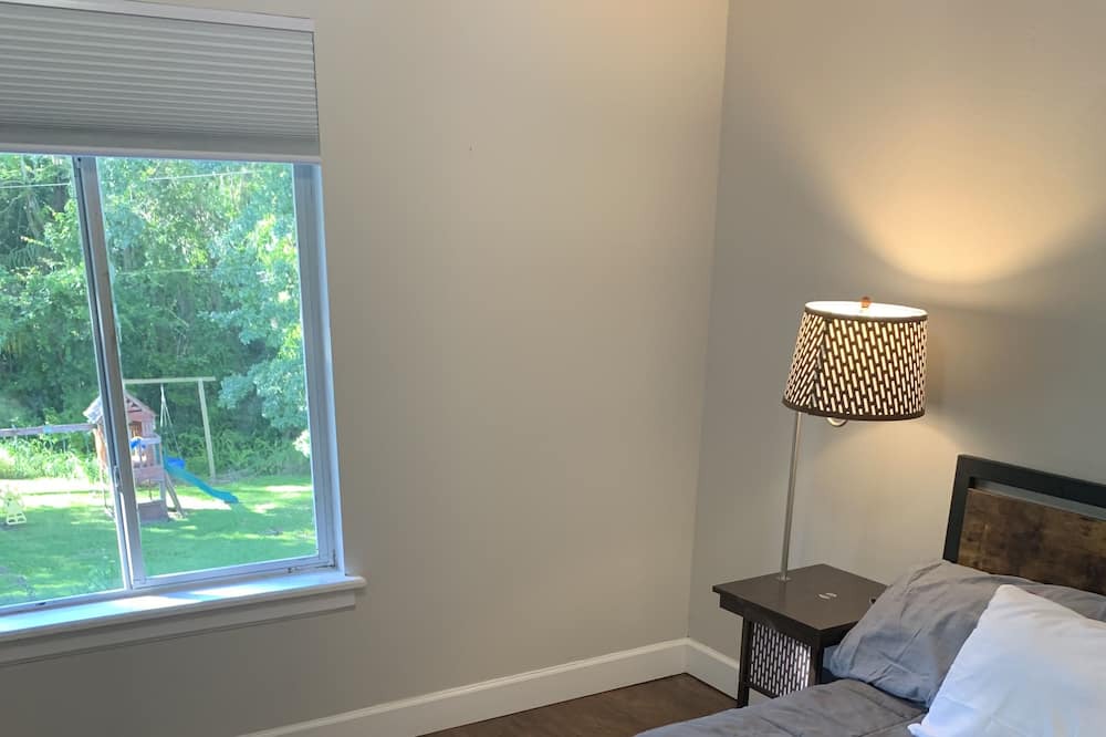 Photo of Bedroom in Longwood