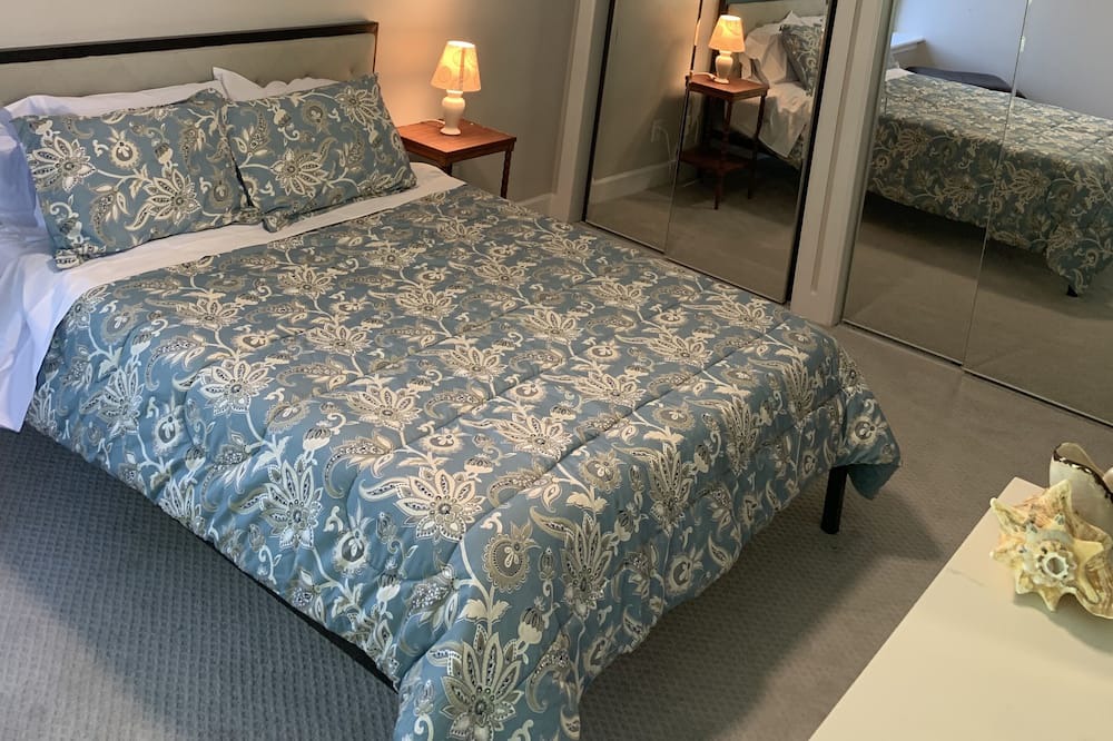 Photo of Bedroom in Longwood
