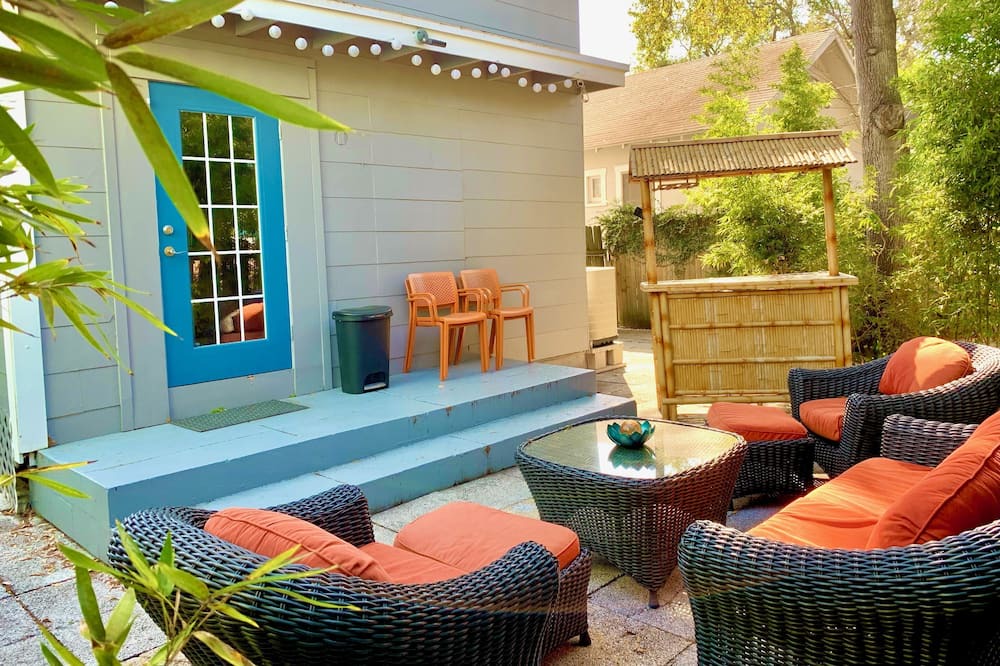 Photo of Patio Balcony in Crescent Lake