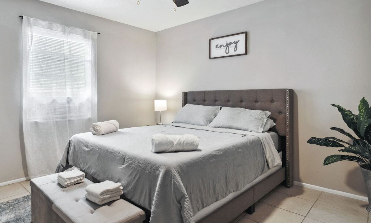 Photo of Bedroom in Ballast Point