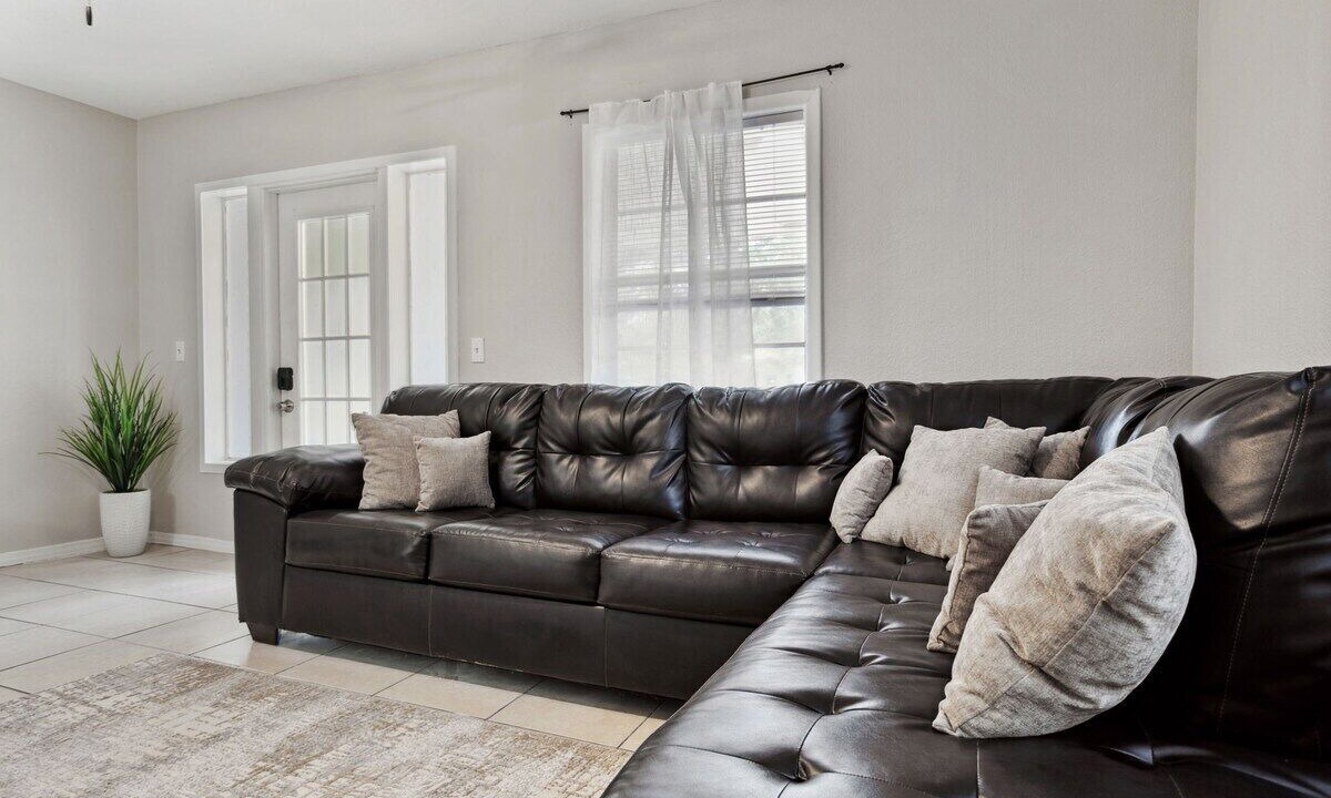 Photo of Livingroom in Ballast Point
