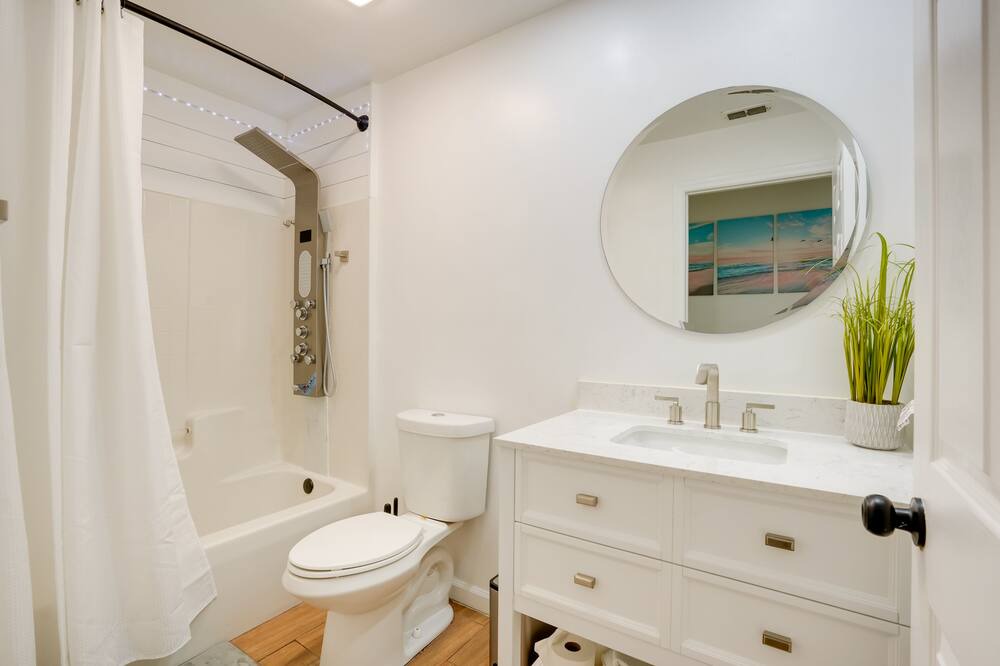 Photo of Bathroom in Lehigh Acres