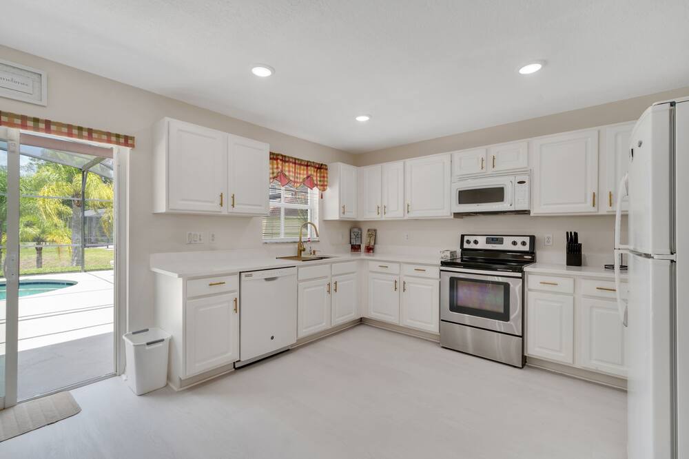 Photo of Kitchen in Lake Wilson Preserve