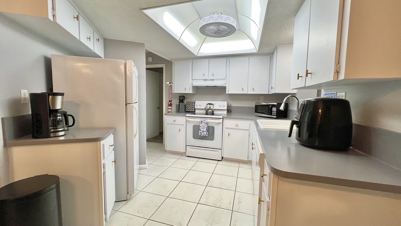 Photo of Kitchen in Gulf Coast Acres