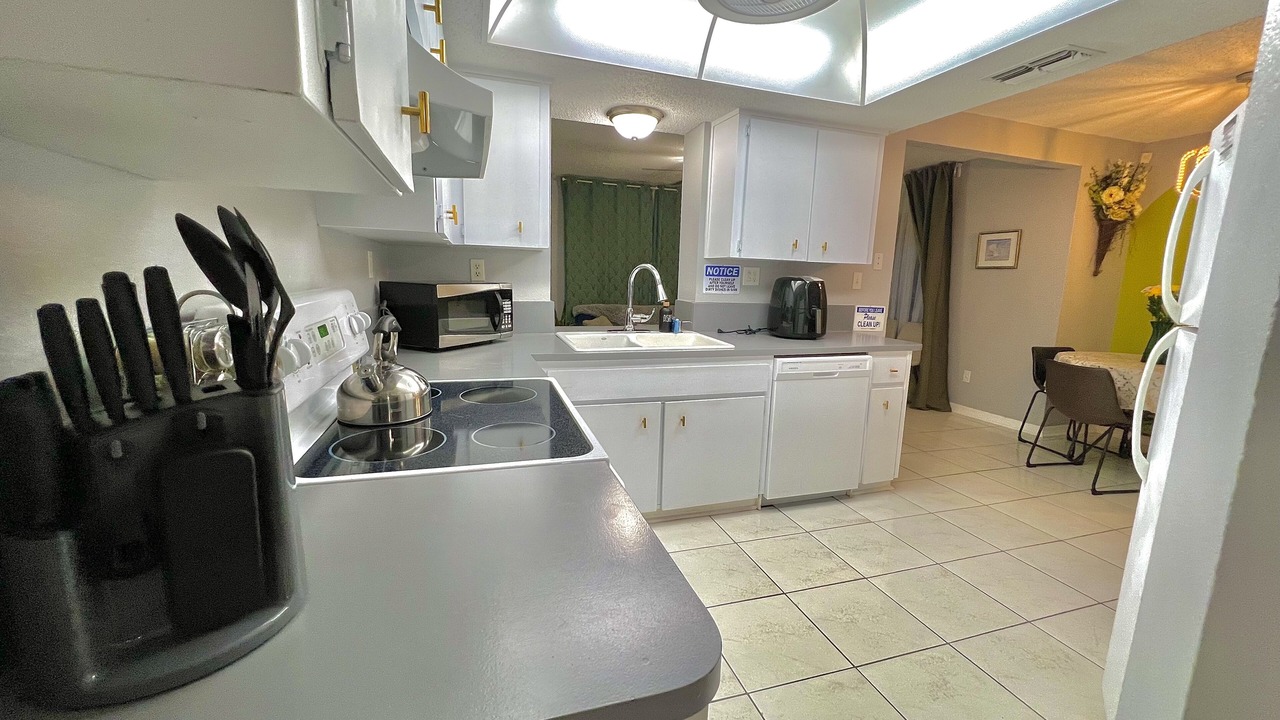 Photo of Kitchen in Gulf Coast Acres
