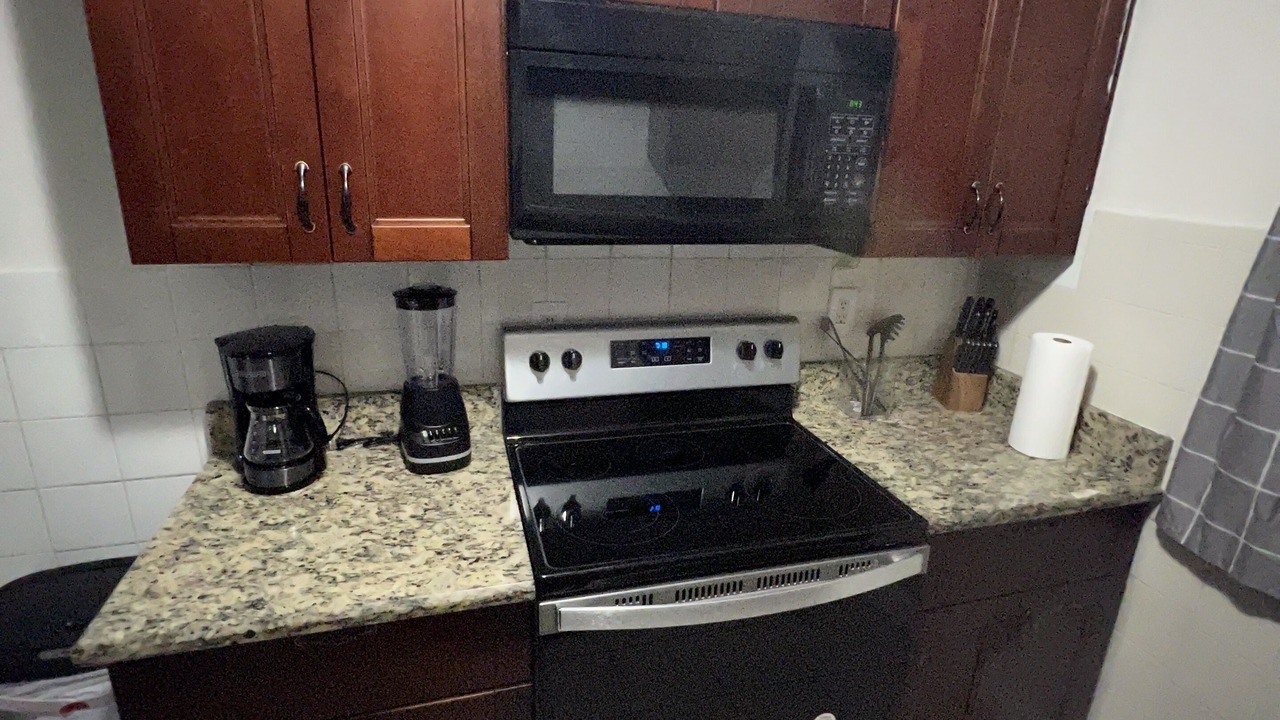 Photo of Kitchen in Azalea Park