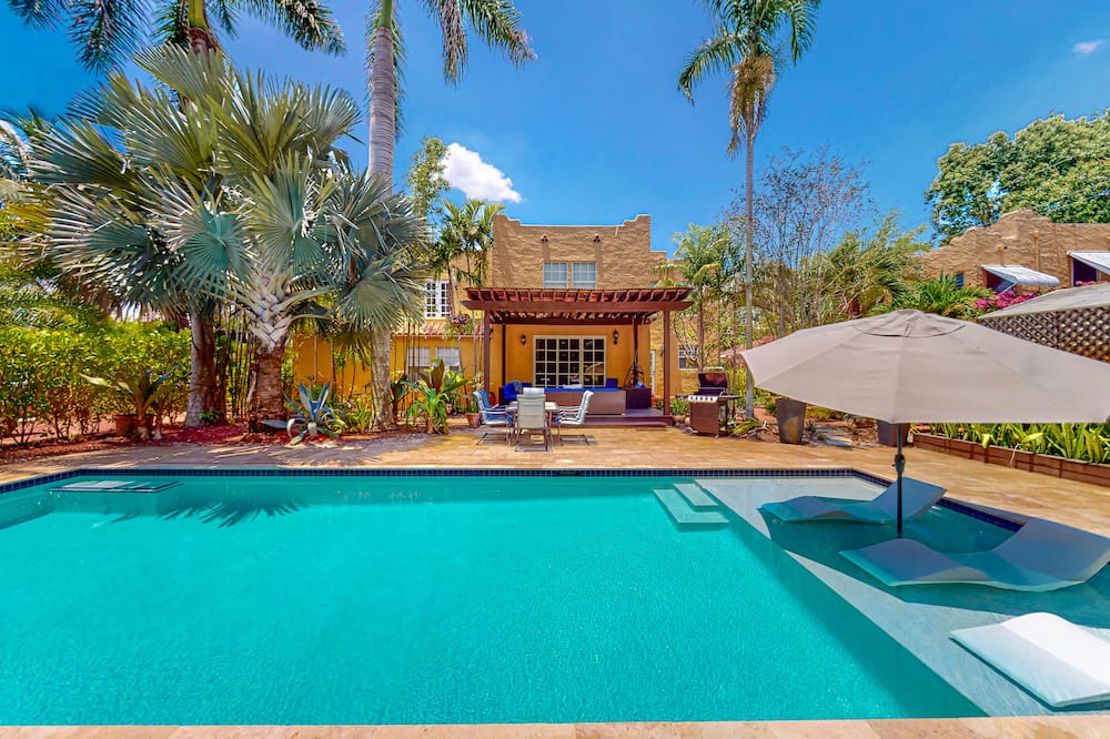 Photo of Outdoor in Riviera Beach