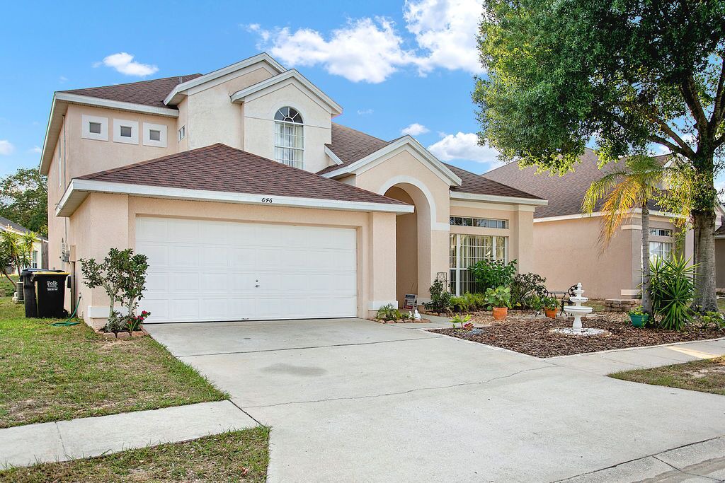 Photo of Outdoor in Lake Davenport Estates