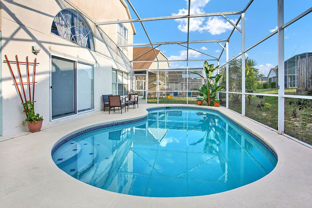 Photo of Outdoor in Lake Davenport Estates