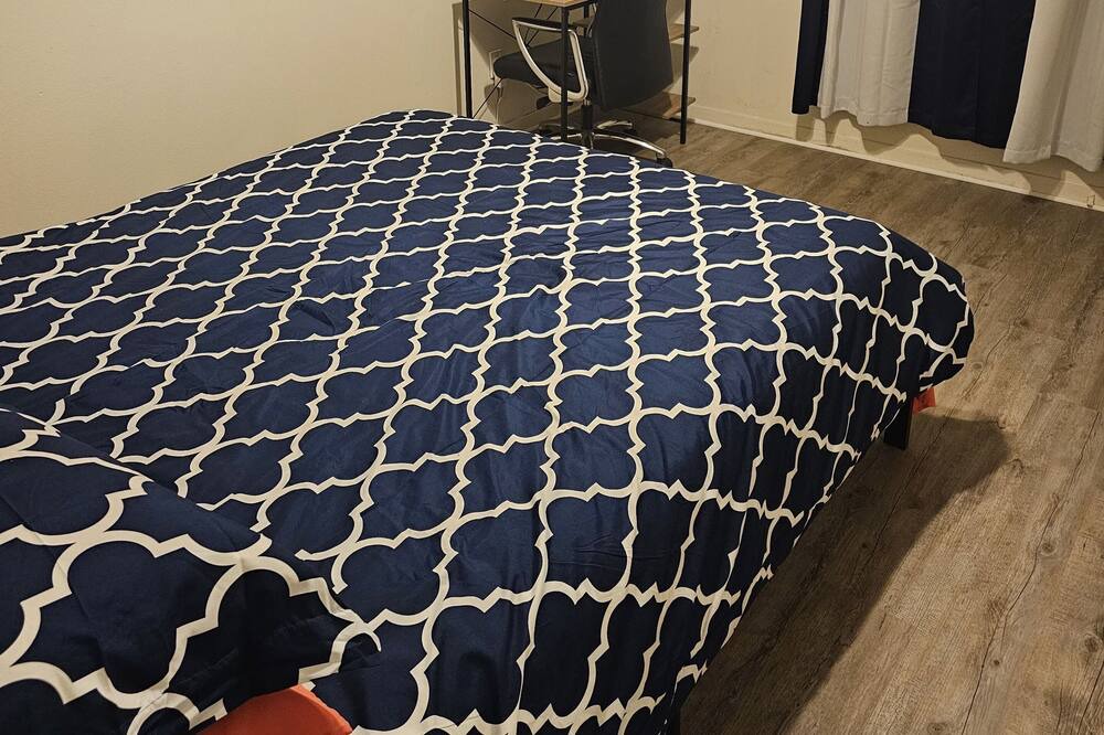 Photo of Bedroom in Palatka