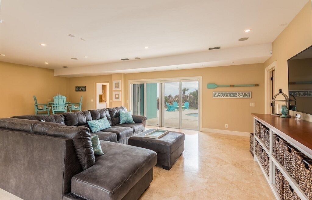 Photo of Livingroom in Melbourne Beach