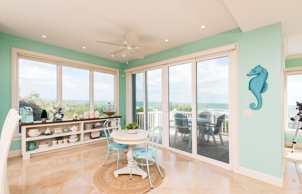 Photo of Livingroom in Melbourne Beach