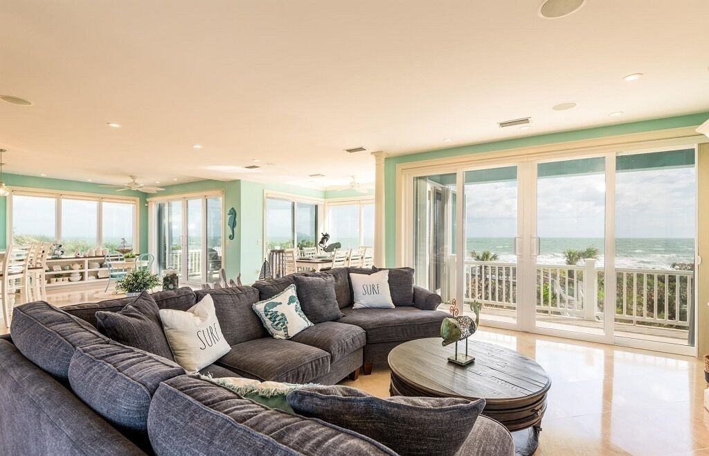 Photo of Livingroom in Melbourne Beach