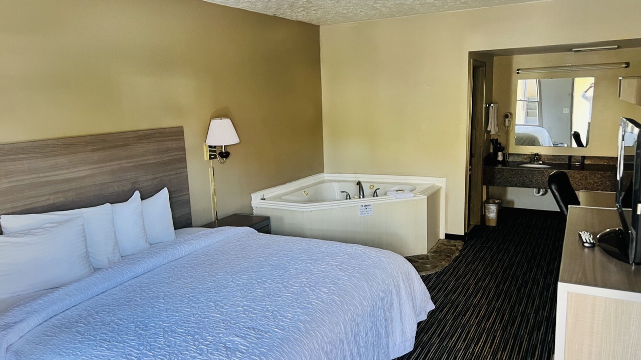 Photo of Bedroom in Helen