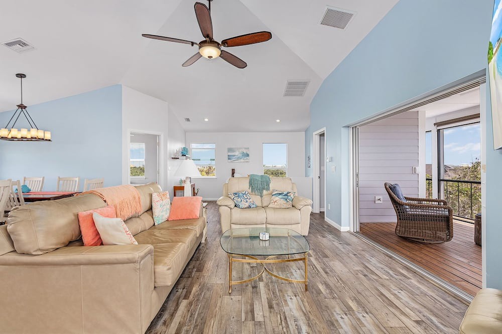 Photo of Livingroom in Jose's Hideaway