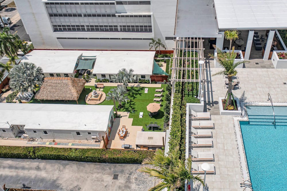 Photo of Outdoor in Flagler Village