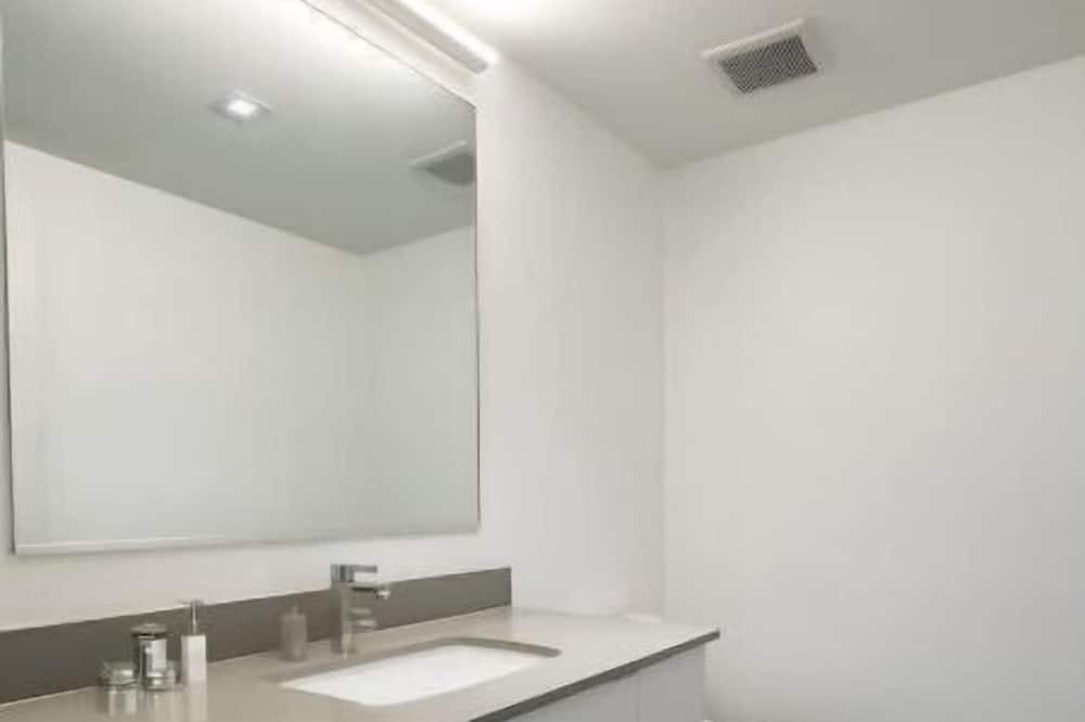 Photo of Bathroom in Town Square