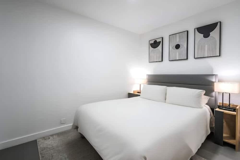 Photo of Bedroom in Town Square