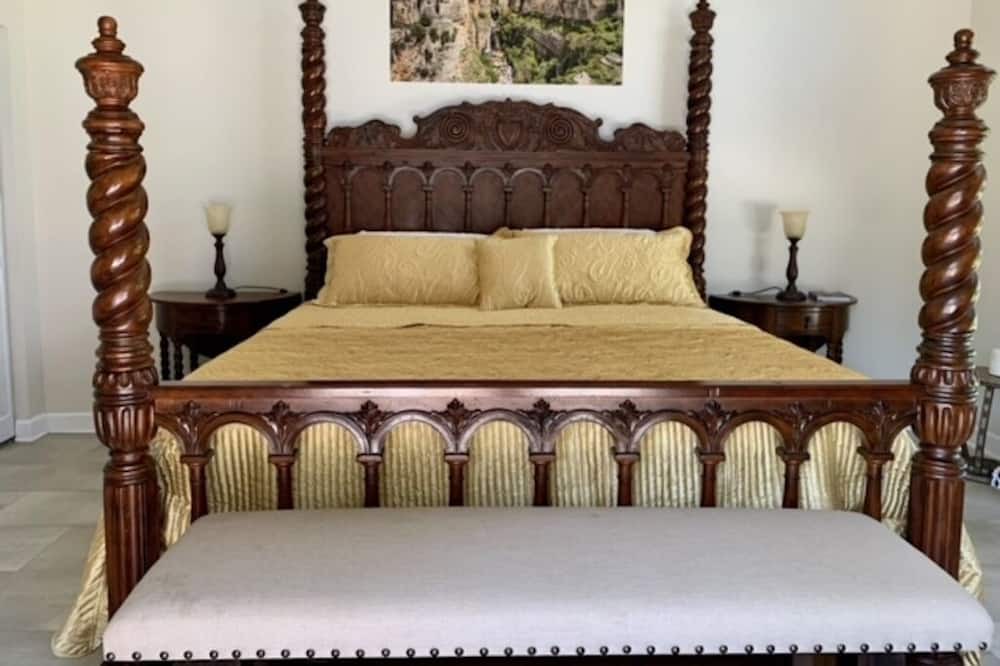 Photo of Bedroom in Sorrento