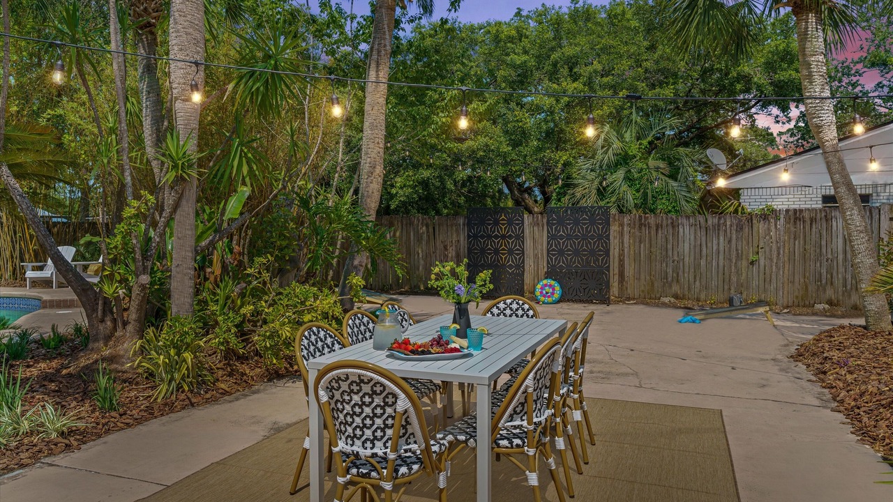 Photo of Outdoor in Dolphin's Cove