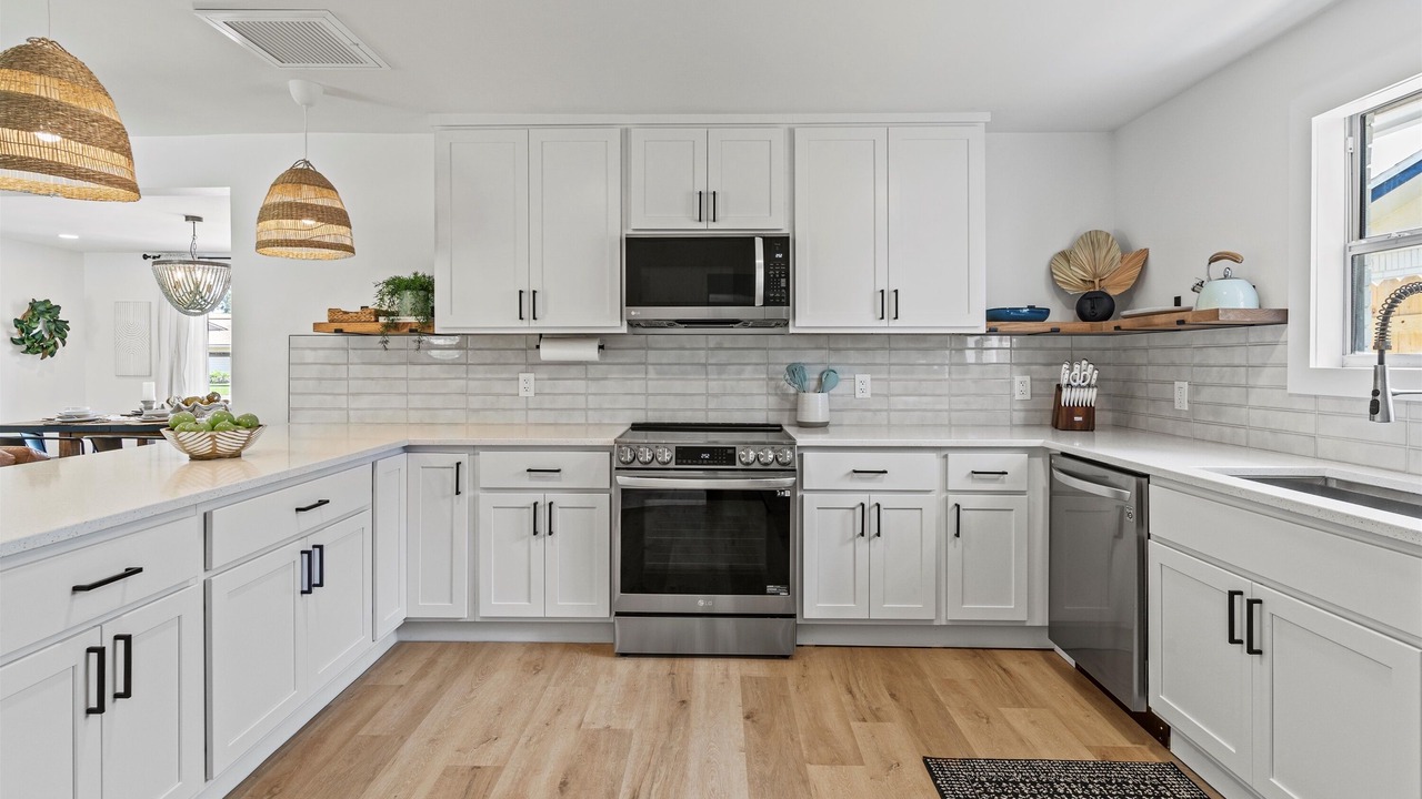Photo of Kitchen in Dolphin's Cove