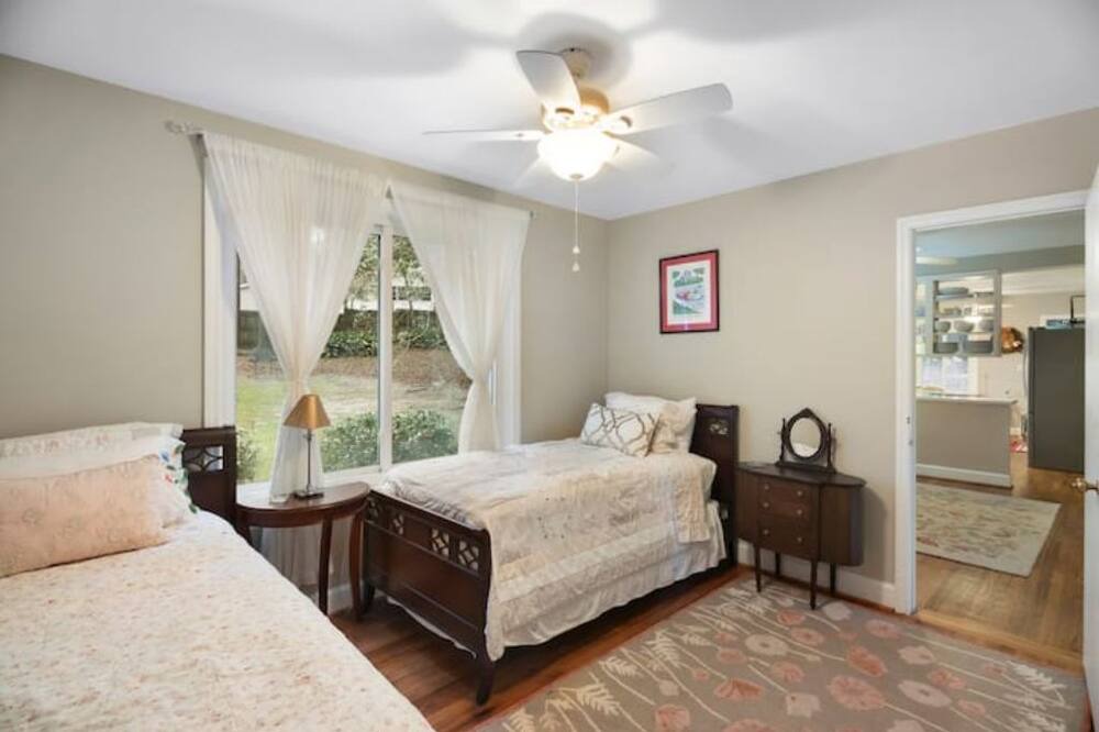 Photo of Bedroom in Aiken