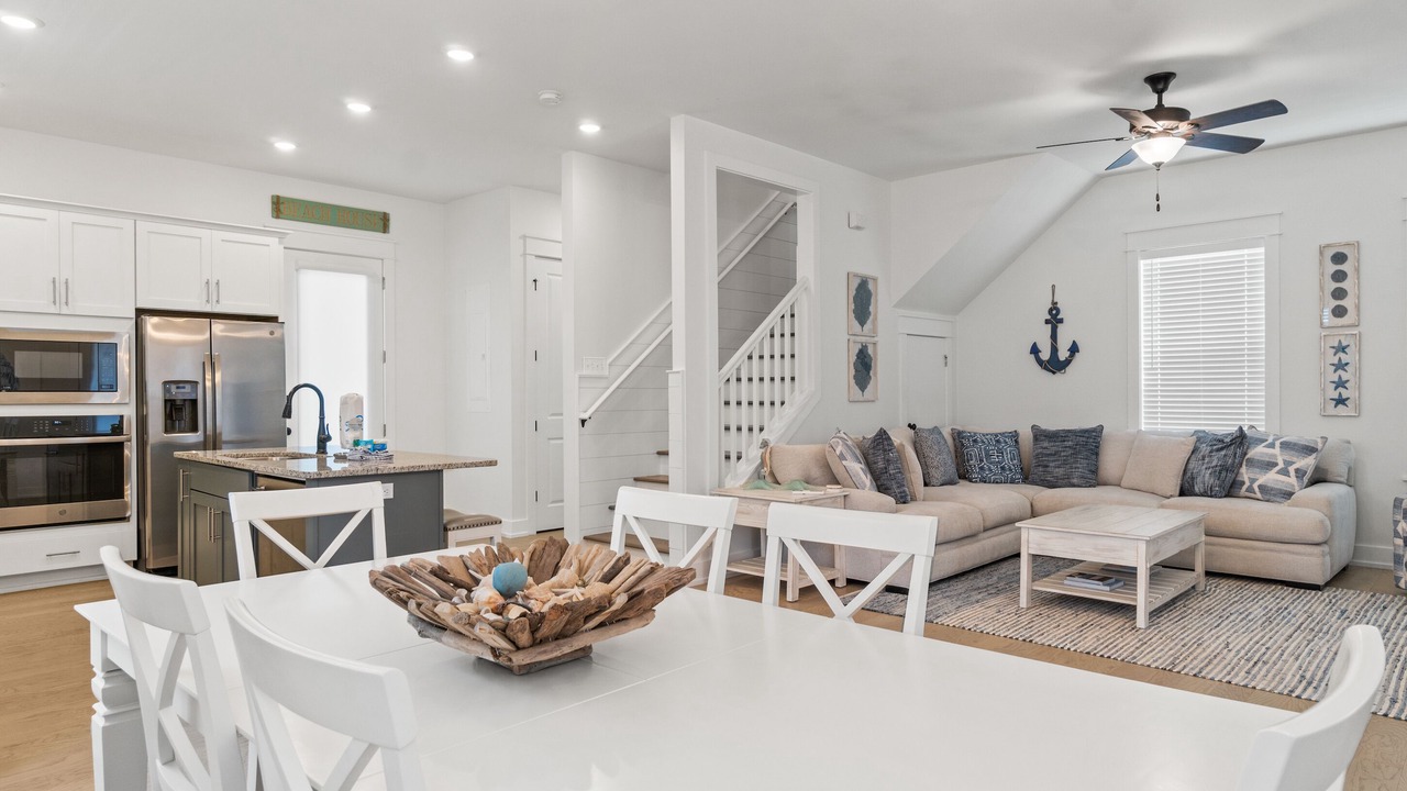 Photo of Bedroom in Dune Allen Beach