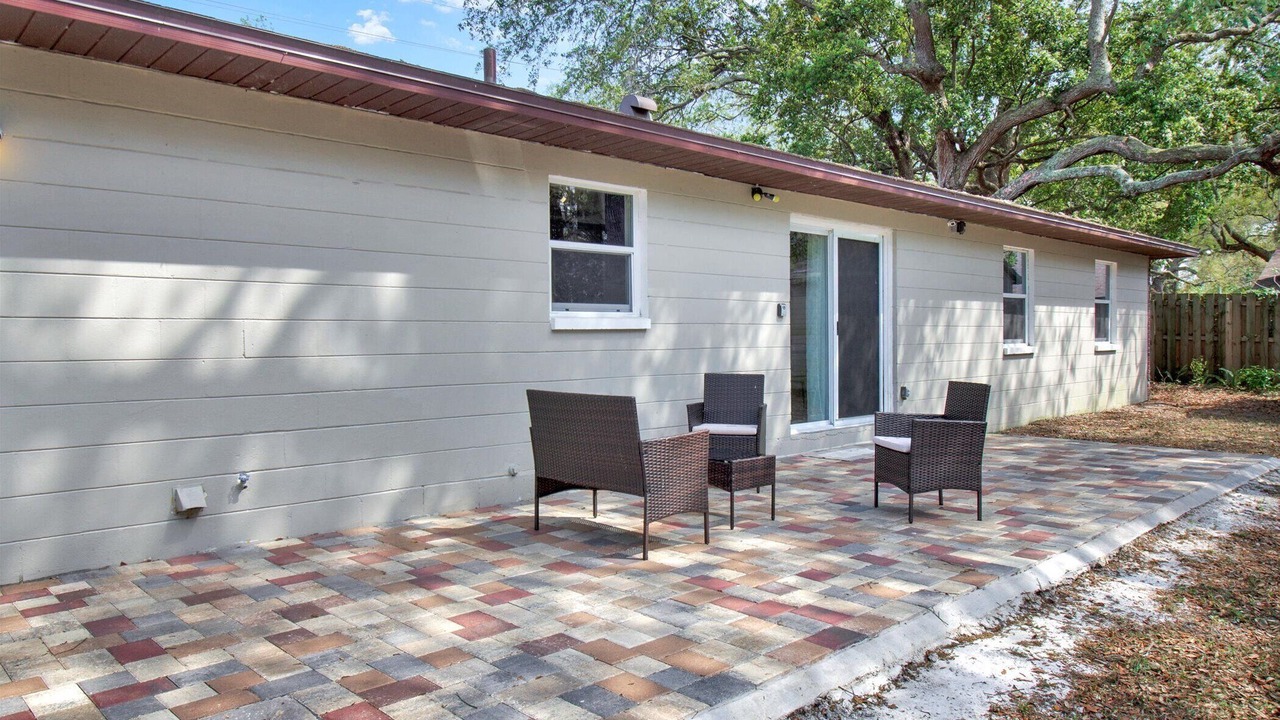Photo of Patio Balcony in Bearss Plaza