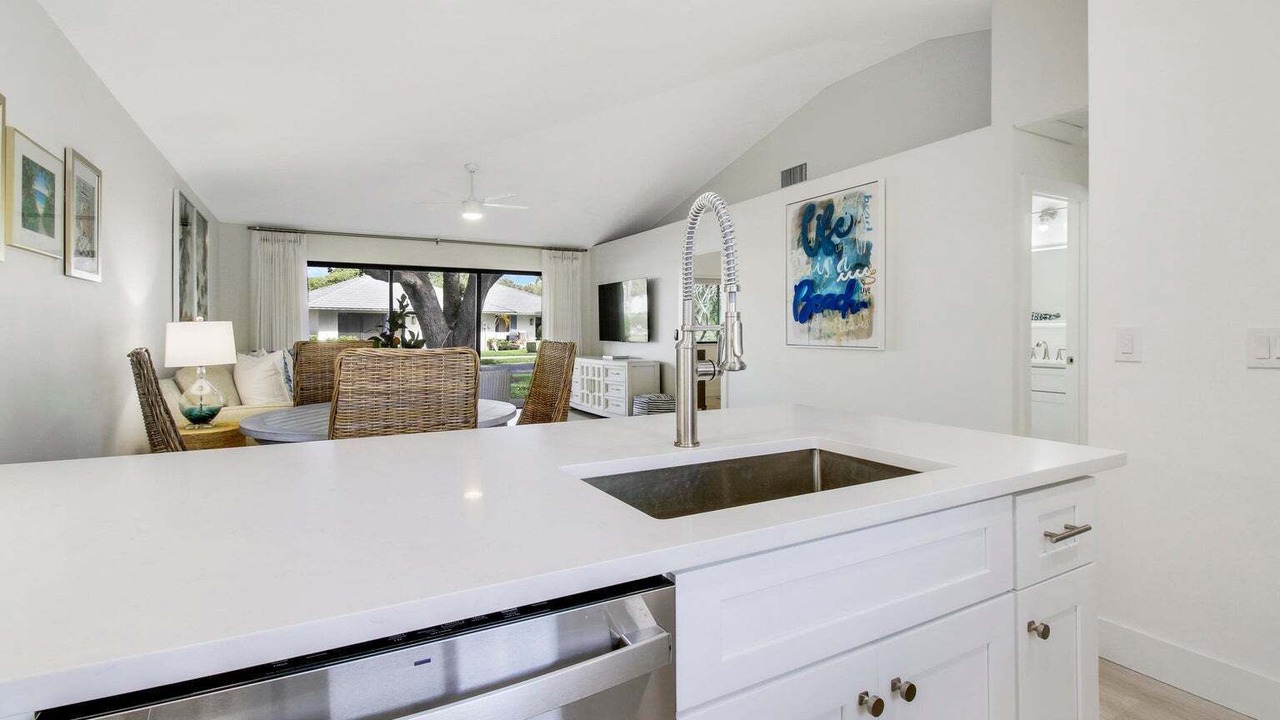 Photo of Kitchen in Hunt Club