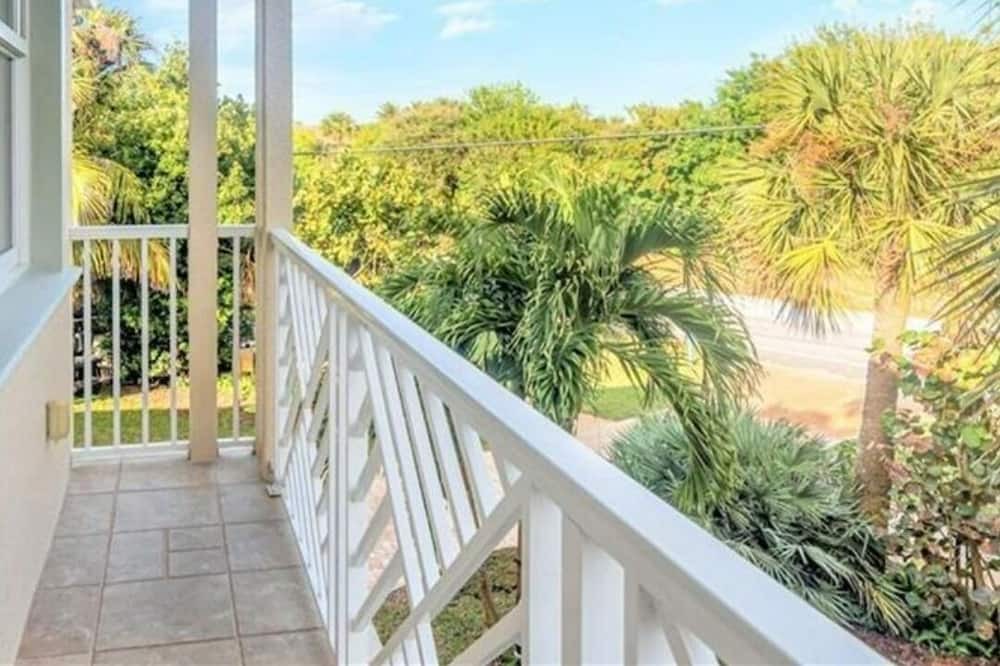 Photo of Patio Balcony in North Beach