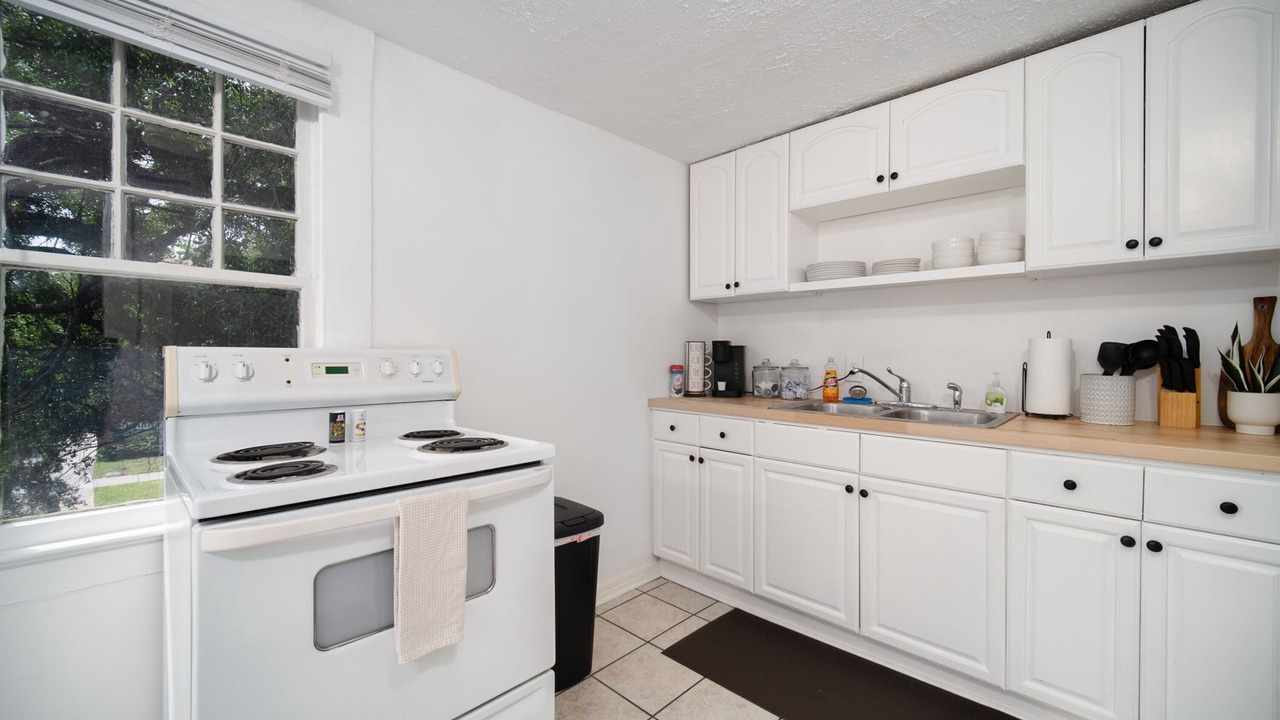Photo of Kitchen in Five Points